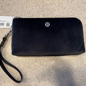 Lululemon Curved Wristlet Velour